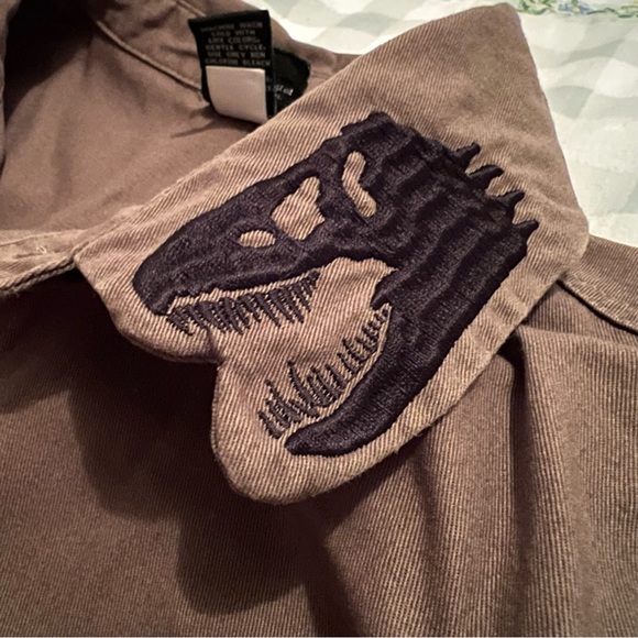 Jurassic Park T-Rex Logo Utility Shacket - Picture 5 of 7